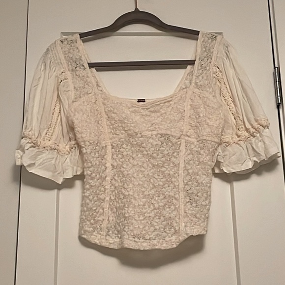 BNWOT Free People Spring Fling Top 🤍 - Picture 11 of 11